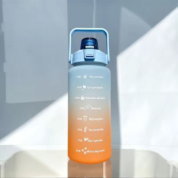 GRADIENT GREEN WATER BOTTLE 64OUNCES NIB NVR OPENED - Picture 2 of 10